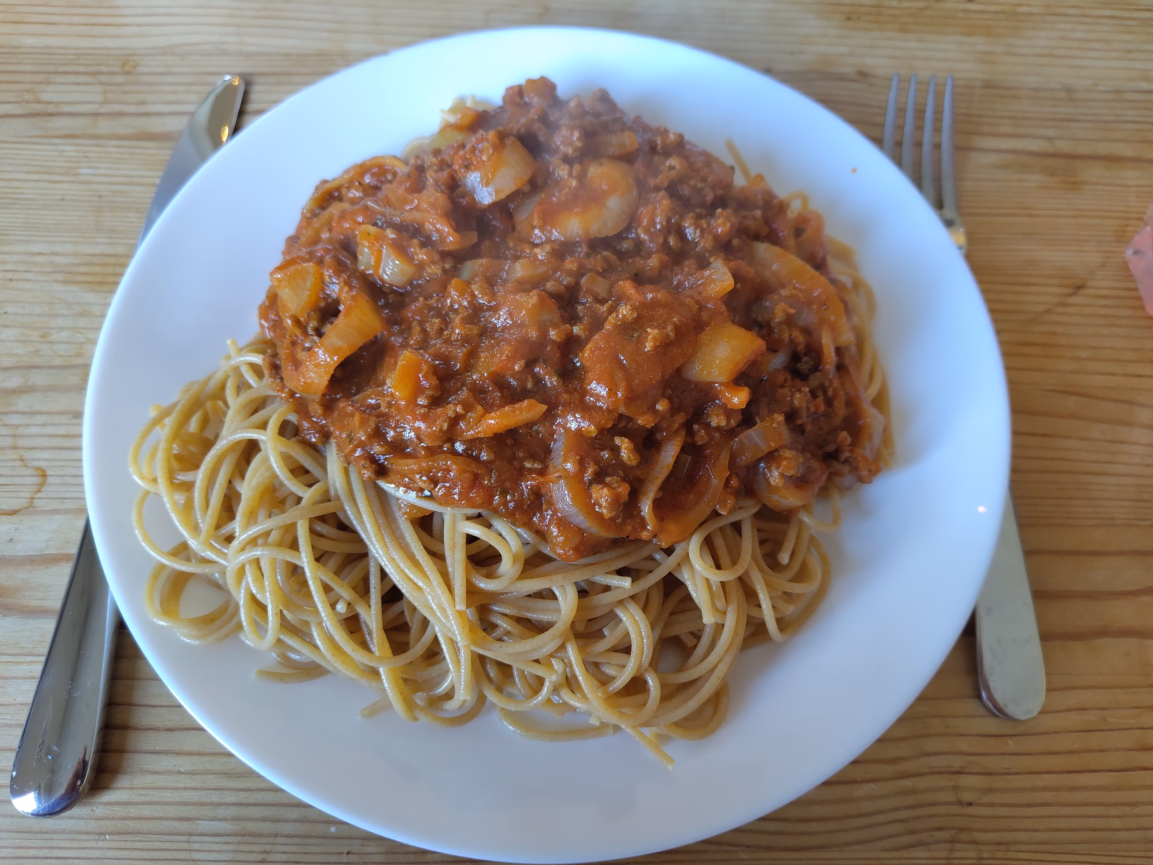 A plate with spaghetti bolognese